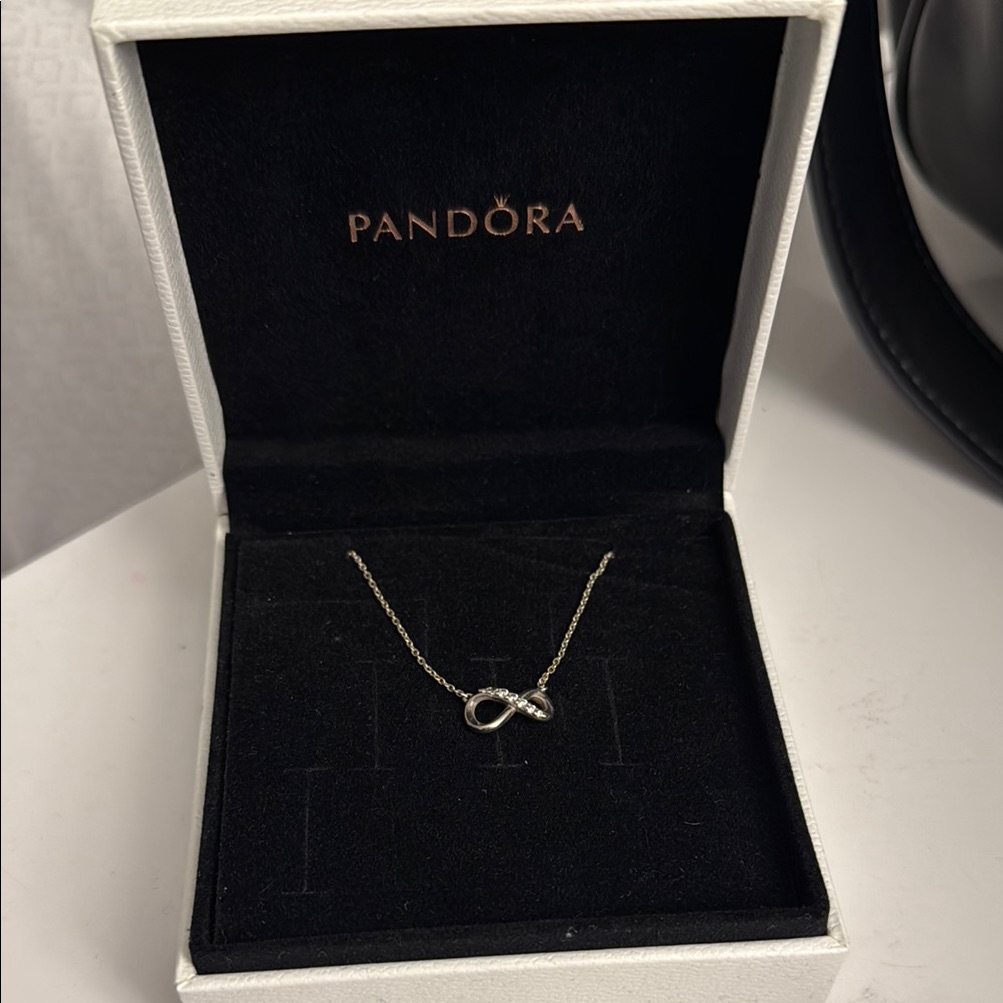 Pandora Silver Infinity Pendant Necklace 60$